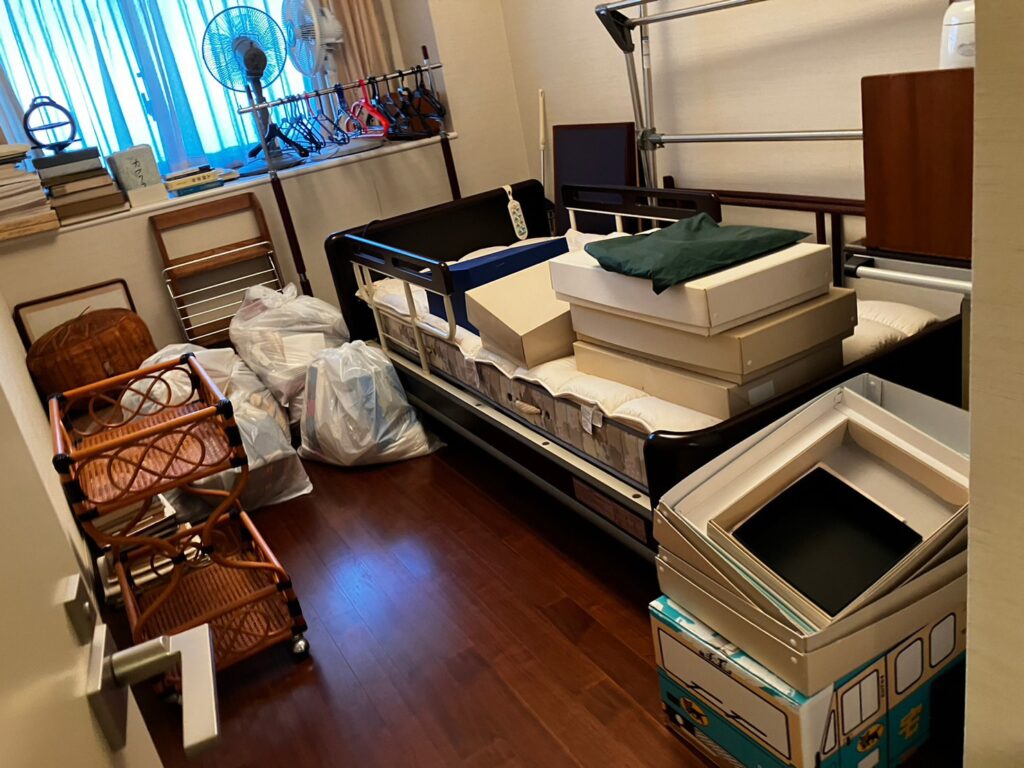 神奈川県相模原市〜心に寄り添う遺品整理の作業前