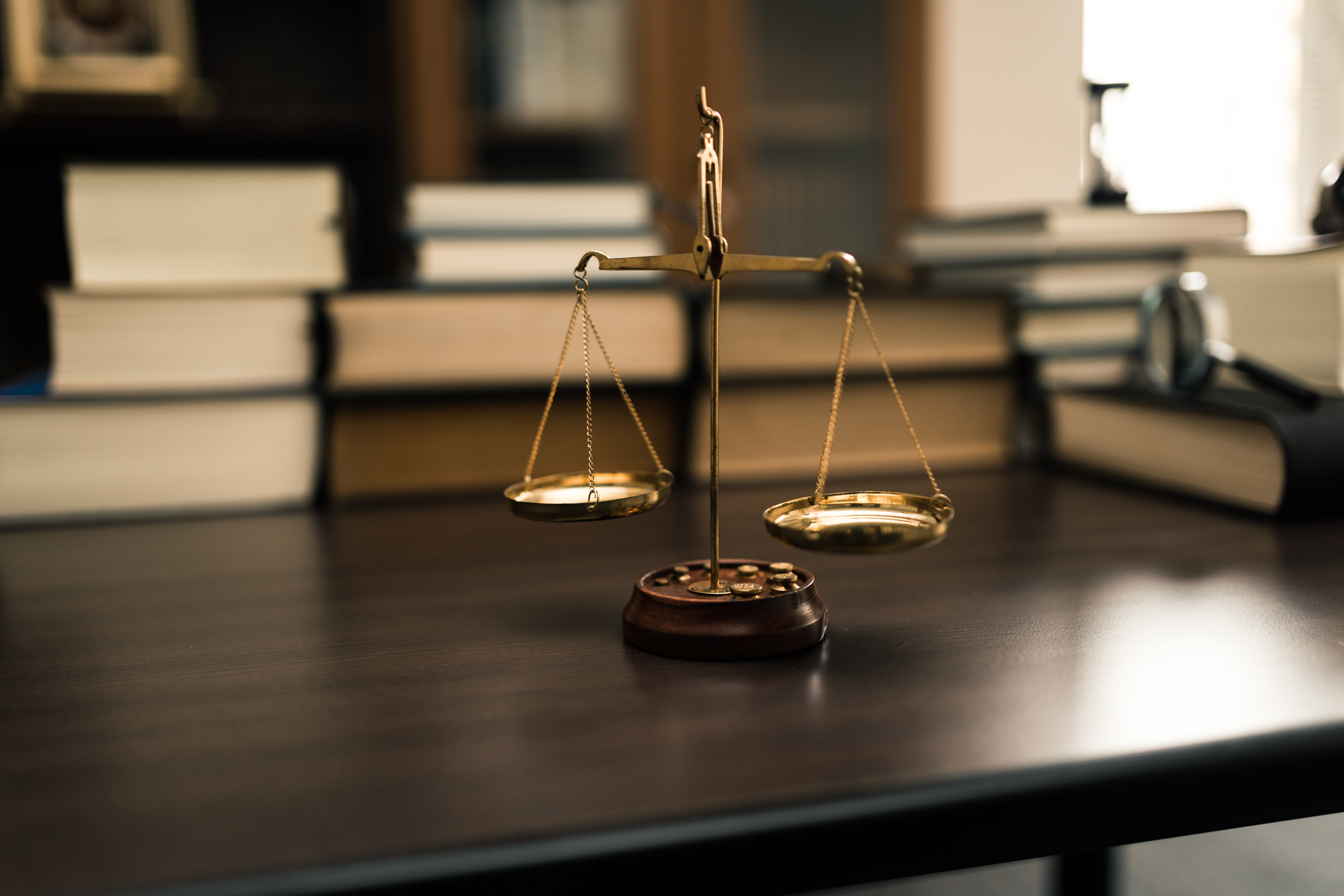 不用品回収にまつわる法律を解説！違法な業者の特徴と見分け方も紹介